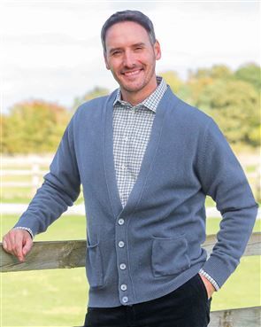 Quality Mens Lambswool Knitwear From James Meade